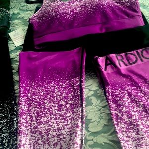 Cute Two piece workout set. Other colors are available upon request.